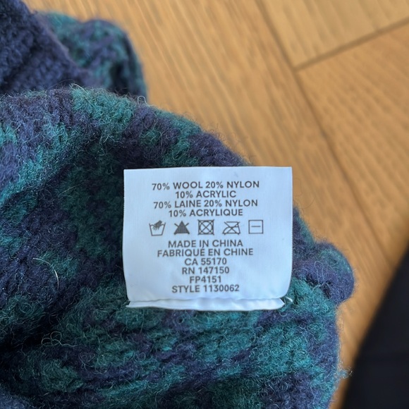 Frank & Oak Sweater - Picture 3 of 3